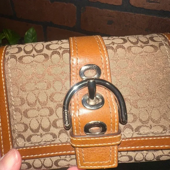 Coach Brown Signature Soho Compact Bifold Wallet - Picture 10 of 13